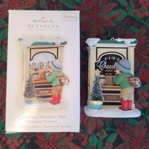 Hallmark Christmas Window 2009 Ornament Fine Chocolate Shop #7 Gift For Mom